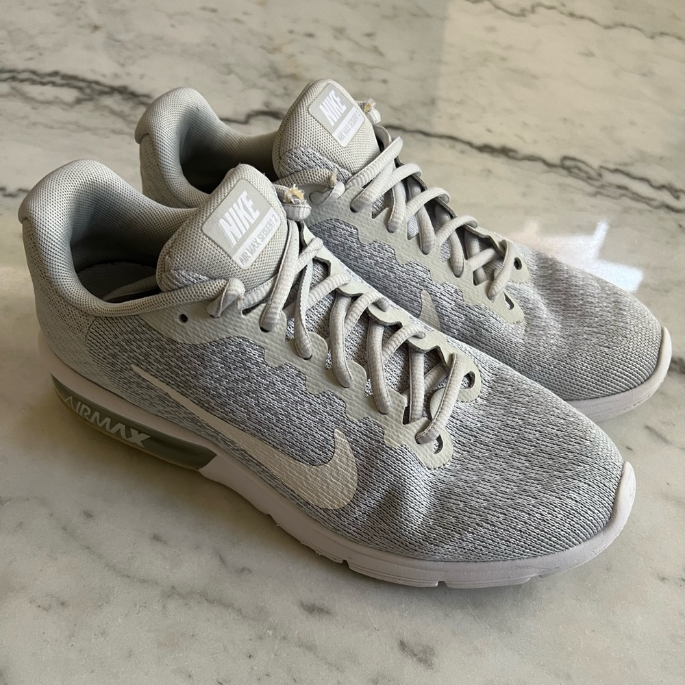 Nike AirMax Sequent 2 Sneakers